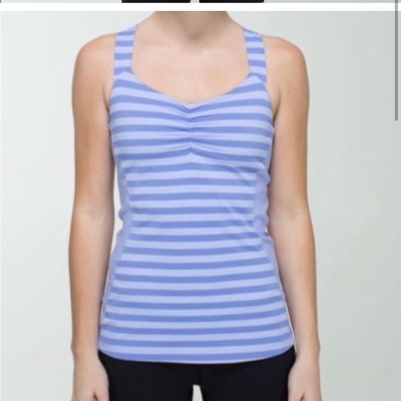 Lululemon Core Kicker Tank in Apex Stripe Lavender Dusk Built in Bra Sz 8 Yoga - Picture 2 of 9